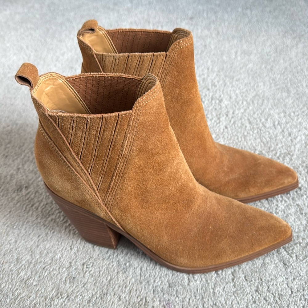 MARC FISHER Gadri Pointed Toe Leather Ankle Bootie Camel Tan 8.5